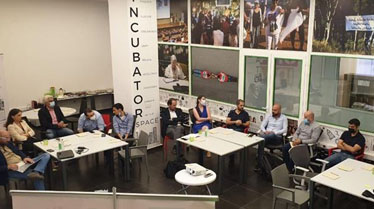 50 REFIT meeting 374x209 pix